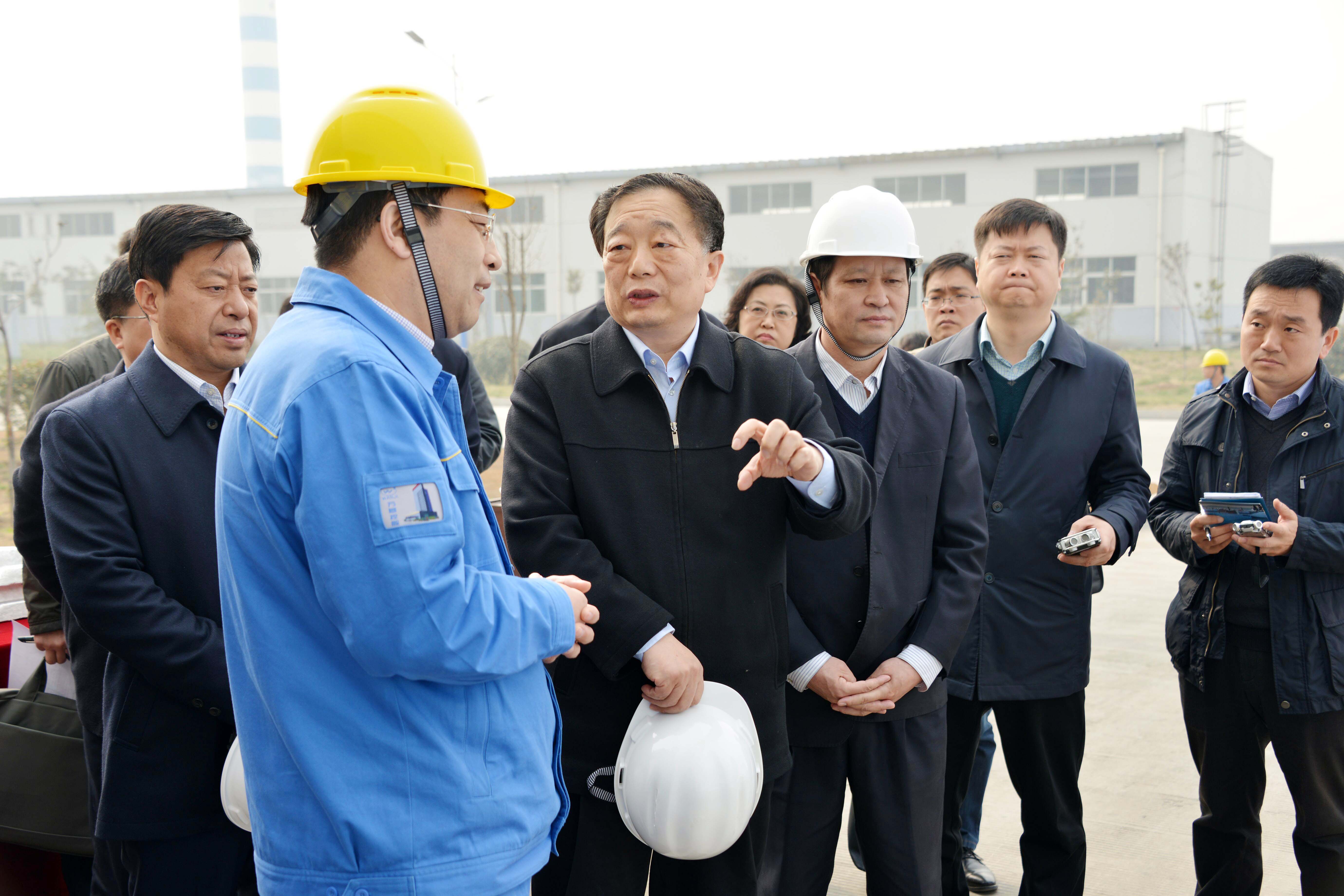 副省長、市委書記李亞到萬基控股集團調(diào)研